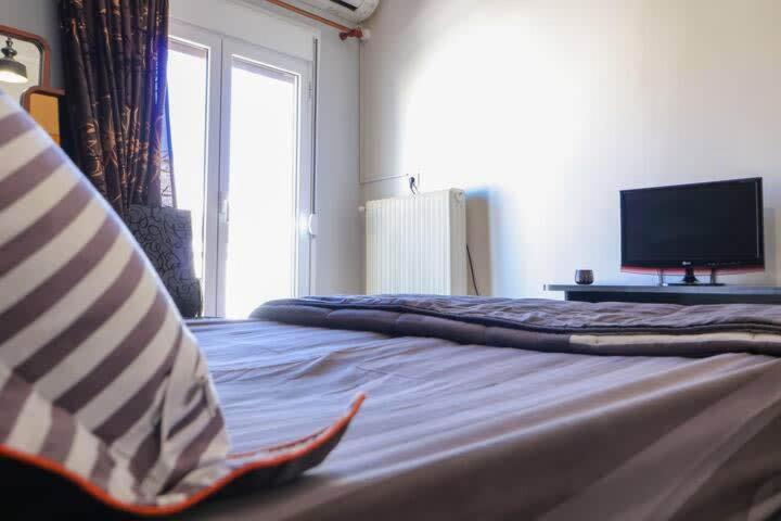 Topfloor Central Apt With Urban Views,3' To Metro アテネ エクステリア 写真
