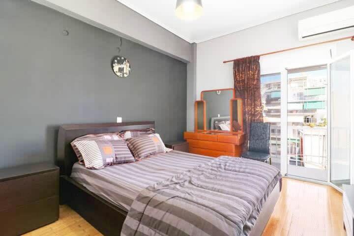 Topfloor Central Apt With Urban Views,3' To Metro アテネ エクステリア 写真