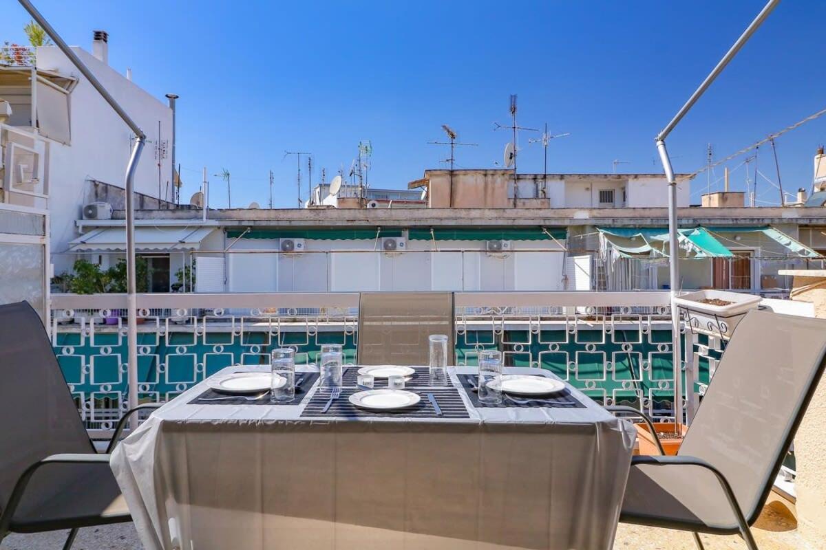 Topfloor Central Apt With Urban Views,3' To Metro アテネ エクステリア 写真
