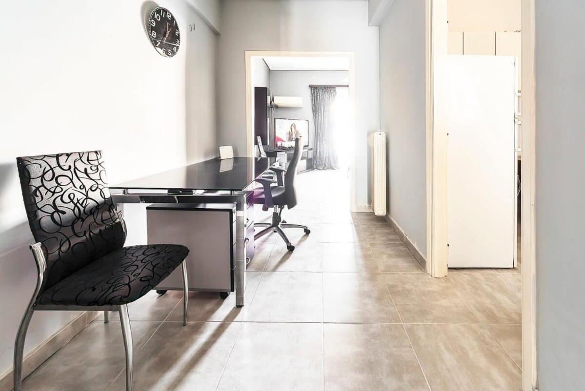 Topfloor Central Apt With Urban Views,3' To Metro アテネ エクステリア 写真