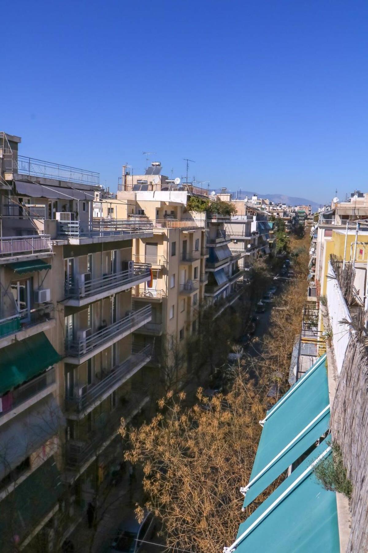 Topfloor Central Apt With Urban Views,3' To Metro アテネ エクステリア 写真